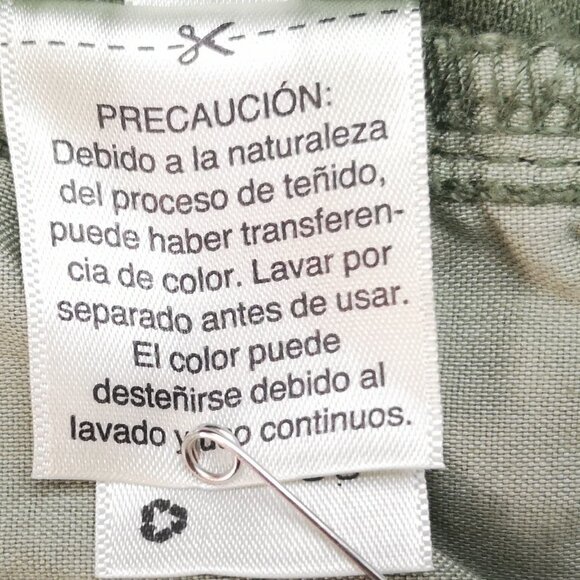 NWT Universal Thread Ladies Size 22W High Rise A-line Midi Green Jean Shorts - Picture 8 of 16